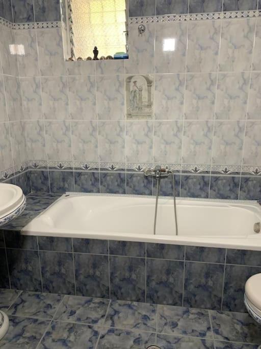 Christina'S House With 2 Bedrooms And Free Parking Gjirokastër Esterno foto