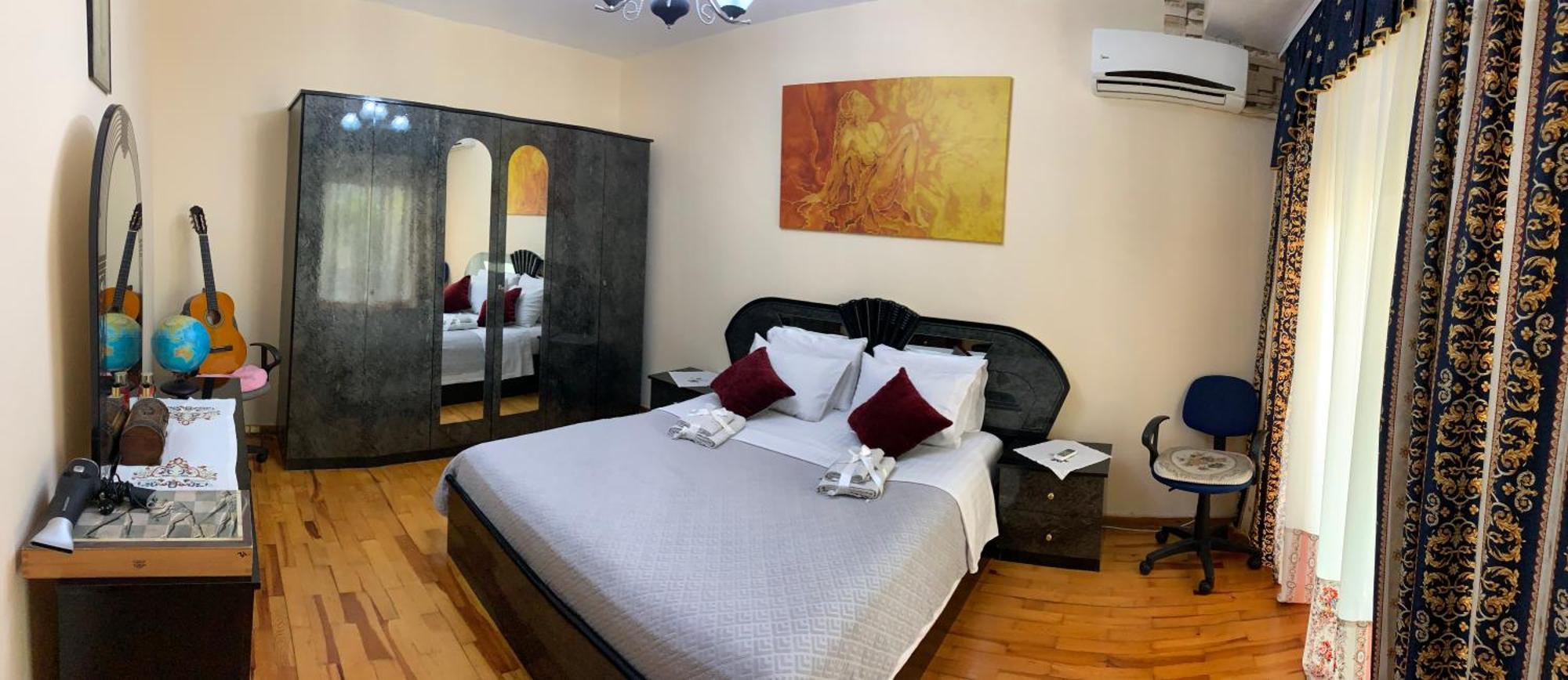 Christina'S House With 2 Bedrooms And Free Parking Gjirokastër Esterno foto